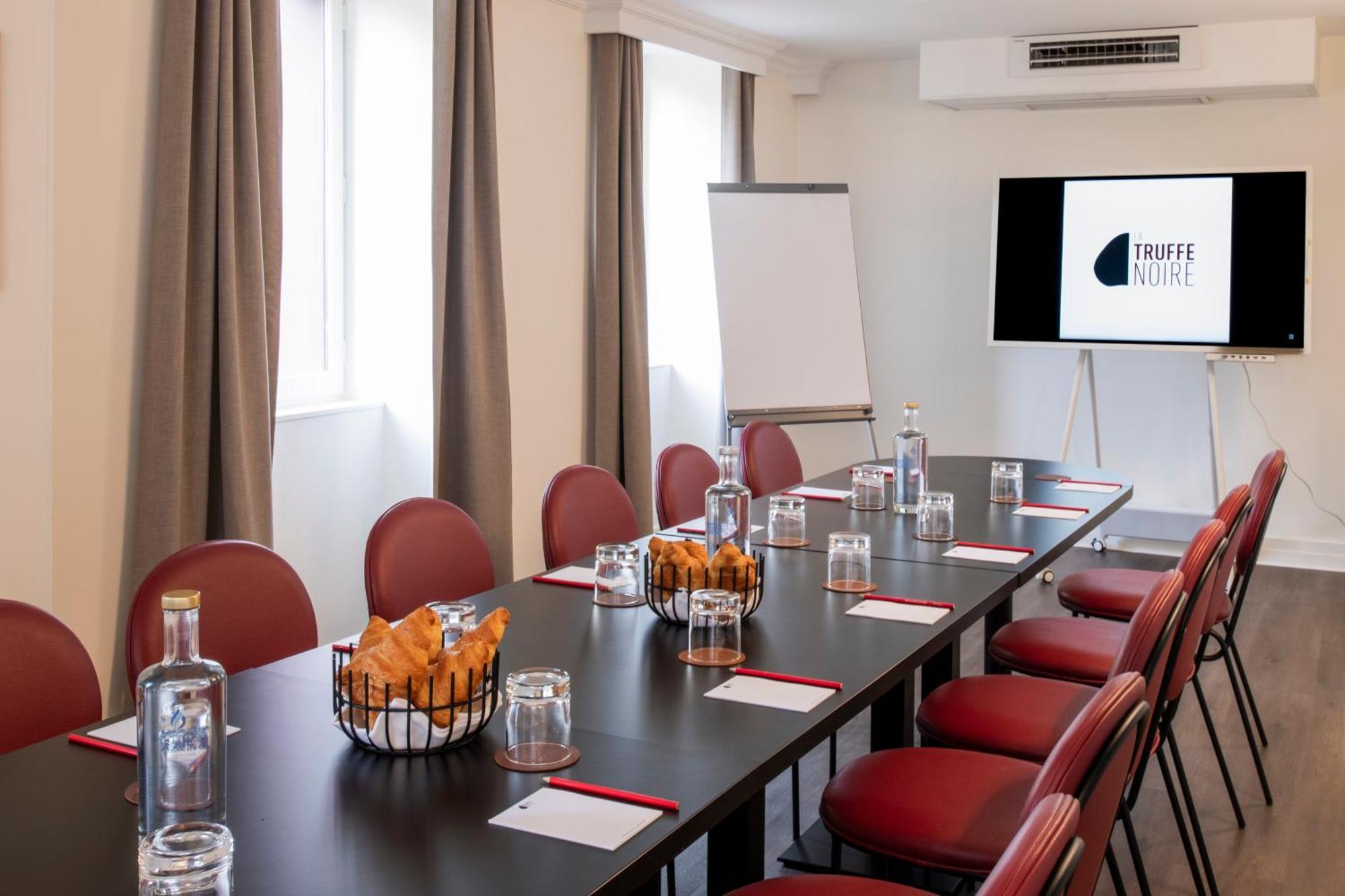 Hotel La Truffe Noire Brive-la-Gaillarde Ngoại thất bức ảnh